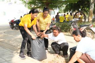 5. "เสวียน รักโลก พลังบวร"